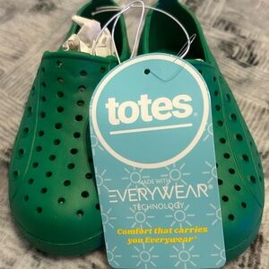 totes Kids Emerald Green Slip-On Water Clogs
